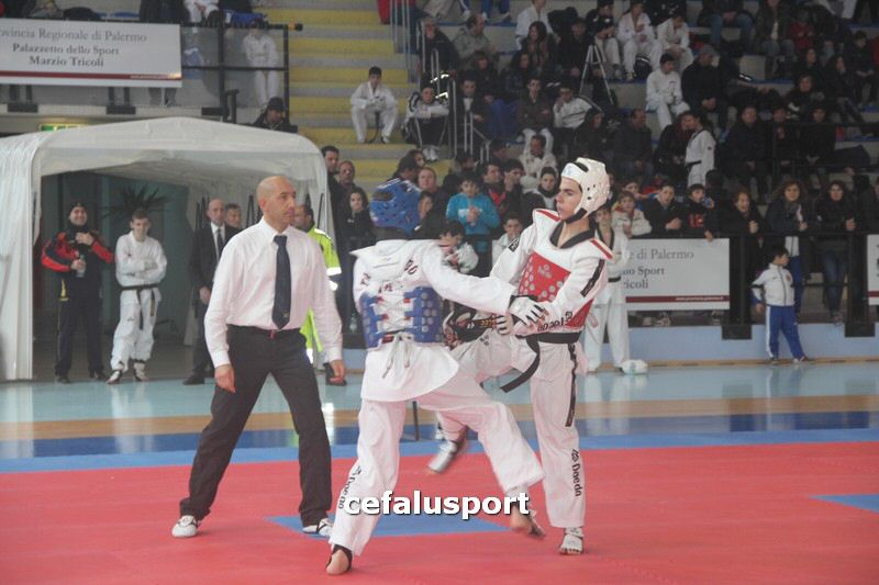 120212 Teakwondo 079_tn.jpg